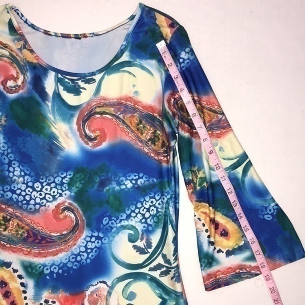Colorful Bell Sleeve Dress - Picture 4 of 6